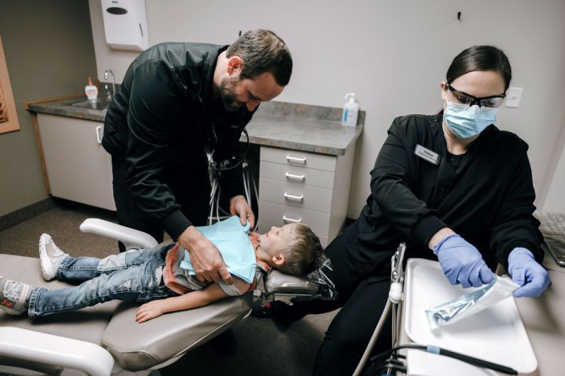 Dentist in Baxter